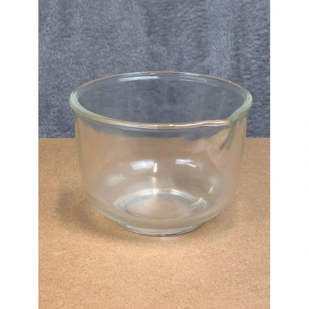 Vintage Fire-King for Sunbeam Clear‎ Glass Mixing Bowl Pour Spout Made in USA
